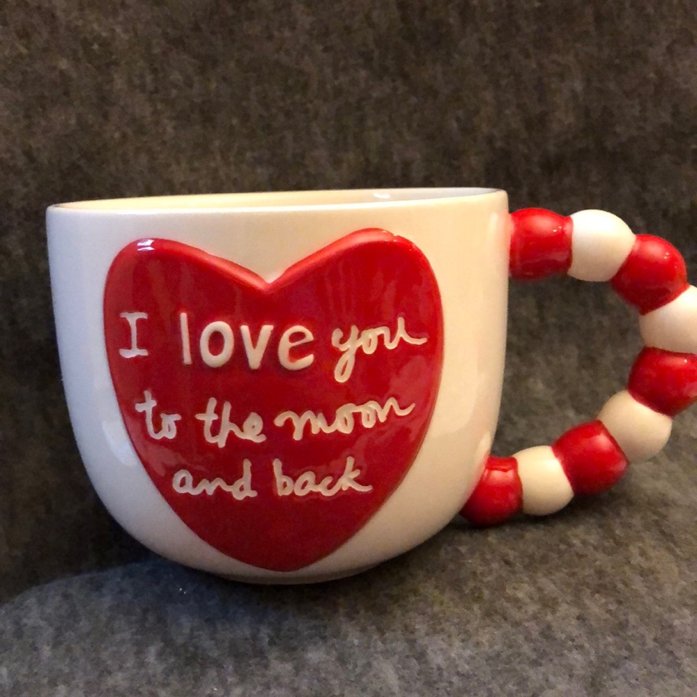 RED AND WHITE HEART MUG WITH SENTIMENT